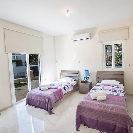 Four Bedrooms 1268 Villa