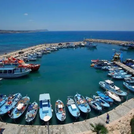 Villa Four Bedrooms 1268 Protaras