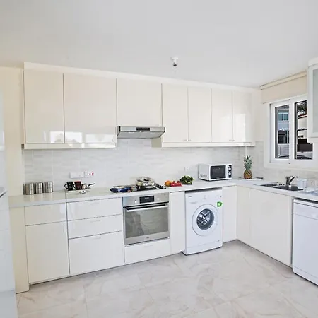 Villa Four Bedrooms 1268 Protaras