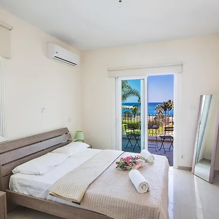 Villa Four Bedrooms 1268 Protaras